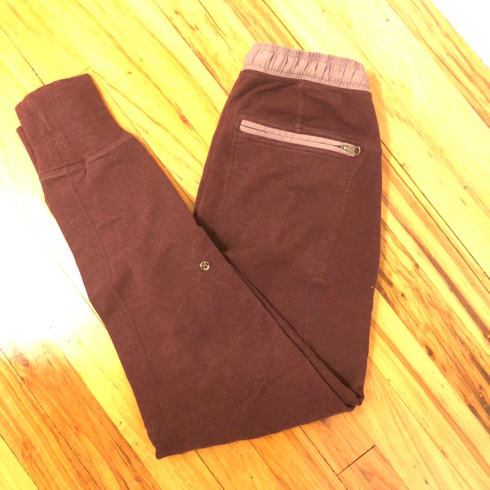 Lululemon joggers